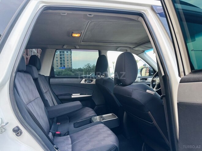 Subaru Forester-11