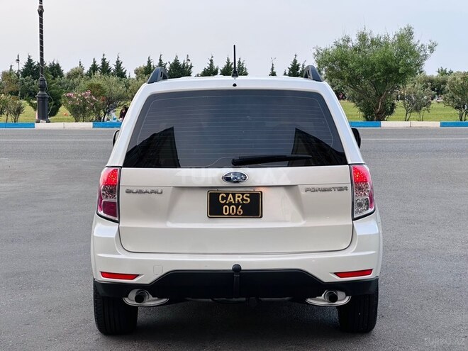Subaru Forester-5