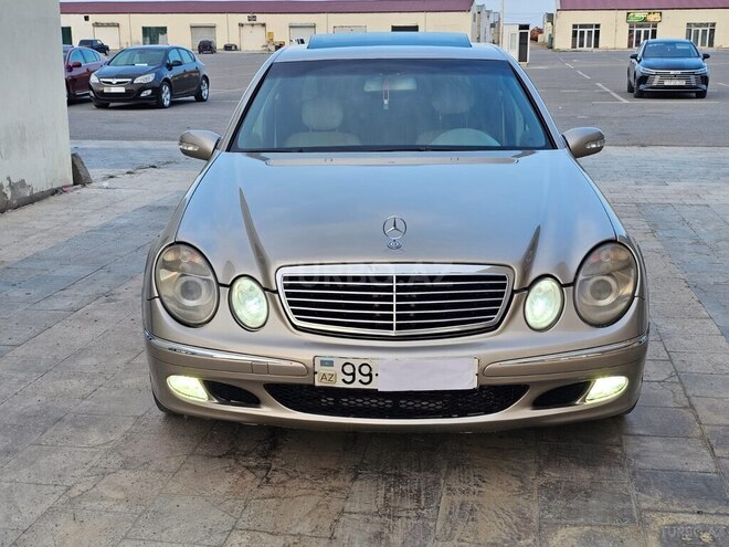 Mercedes E 320-2