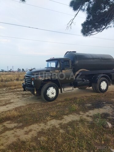 ZIL 131-8