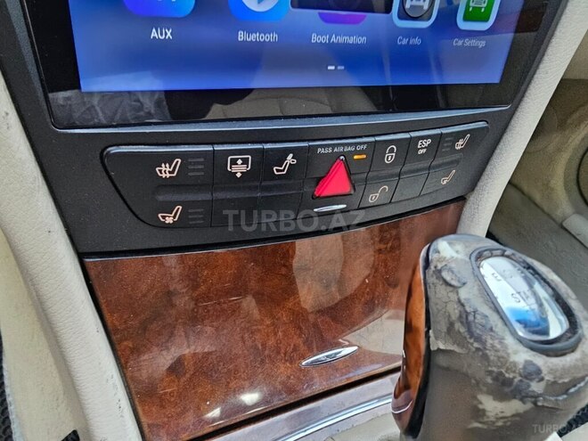 Mercedes E 320-8