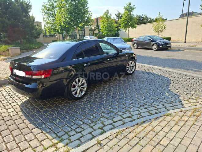 Hyundai Sonata-4