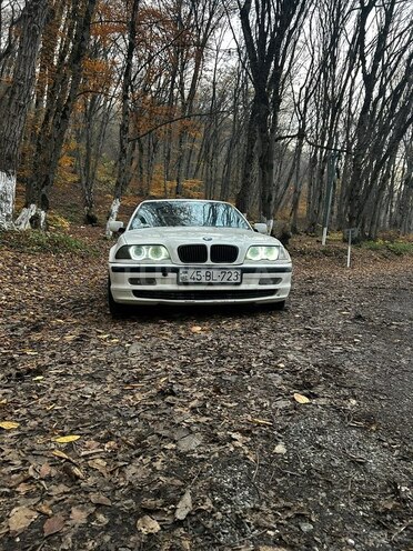 BMW 325-1