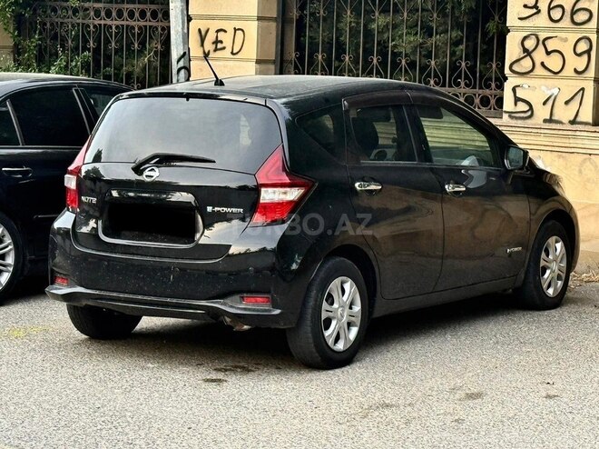 Nissan Note-3