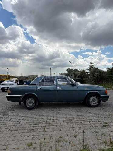 GAZ 3110 "Volga"-4