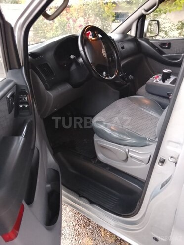 Hyundai H-1-21