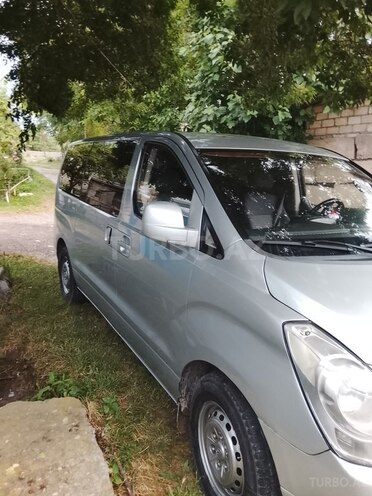 Hyundai H-1-14