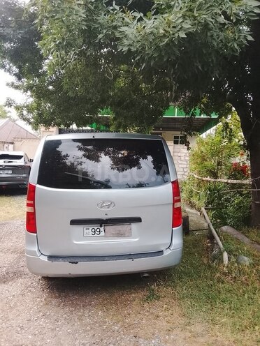 Hyundai H-1-3