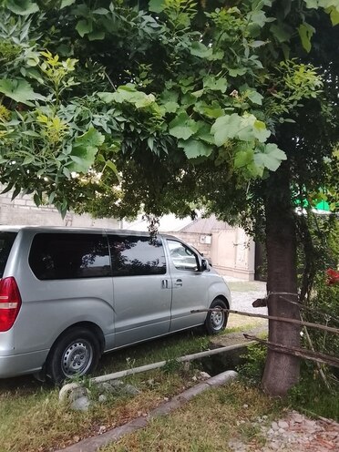 Hyundai H-1-5