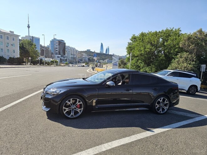 Kia Stinger-9