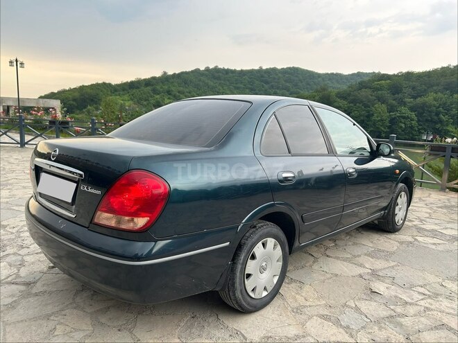 Nissan Sunny-3
