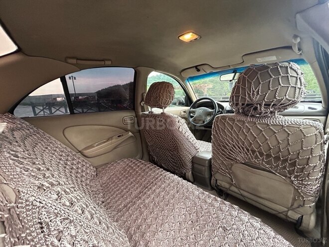 Nissan Sunny-9