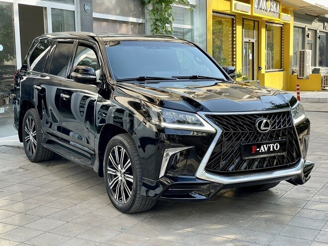 Lexus LX 450d-3
