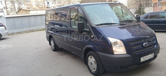 Ford Transit-4