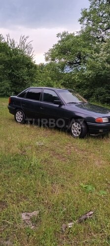 Opel Astra-7