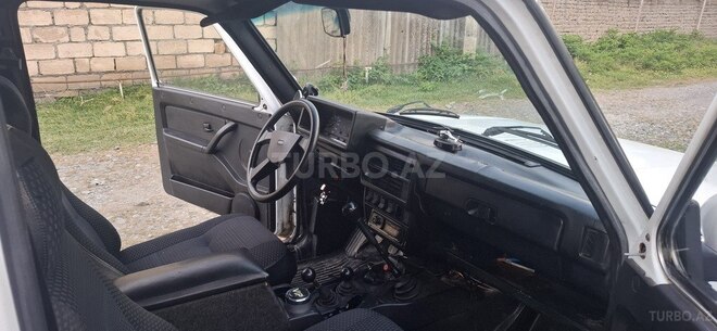 LADA (VAZ) Niva-3