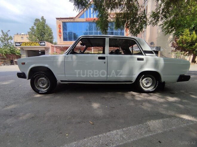 LADA (VAZ) 2107-4