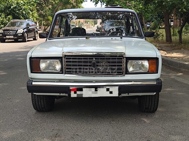 LADA (VAZ) 2107-8