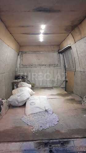Ford Transit-10