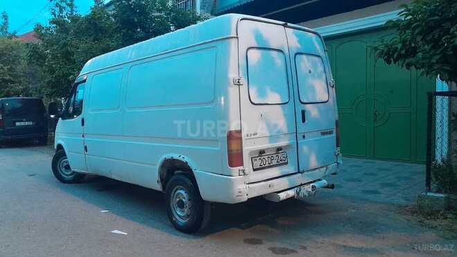 Ford Transit-7