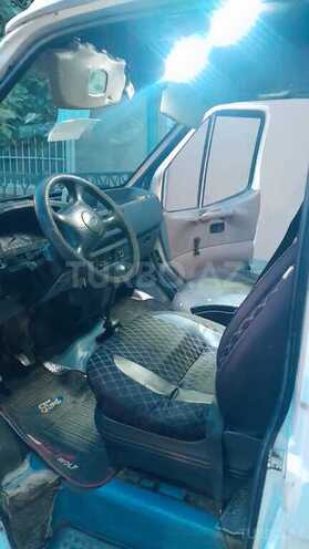 Ford Transit-9