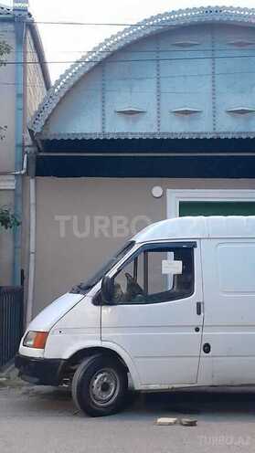 Ford Transit-12