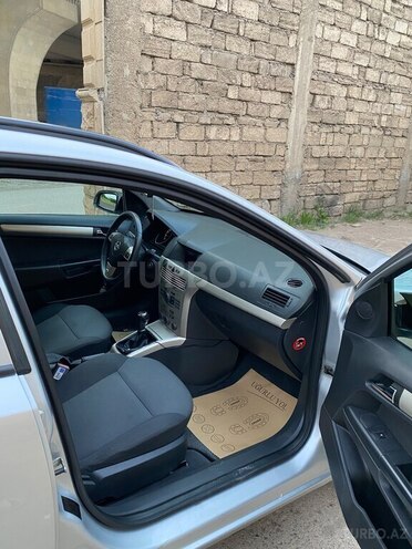 Opel Astra-9