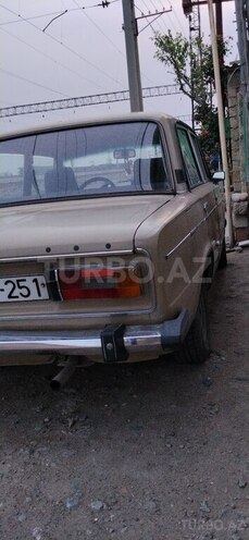 LADA (VAZ) 2106-5