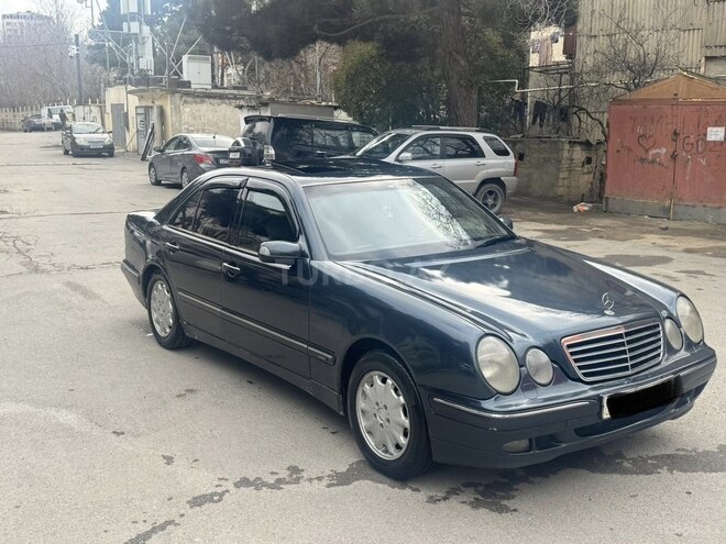 Mercedes E 220-7