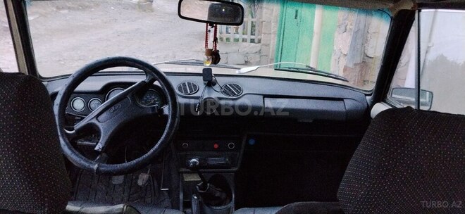 LADA (VAZ) 2106-7