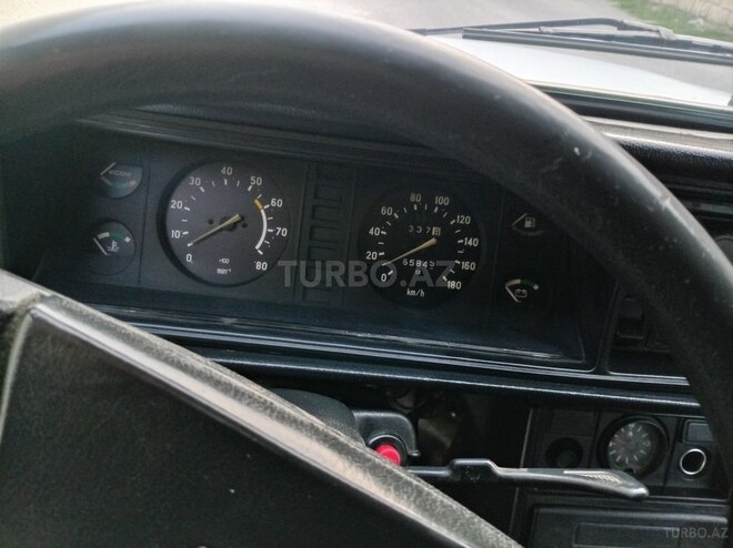 LADA (VAZ) 2107-8