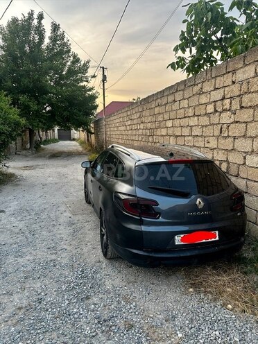 Renault Megane-2