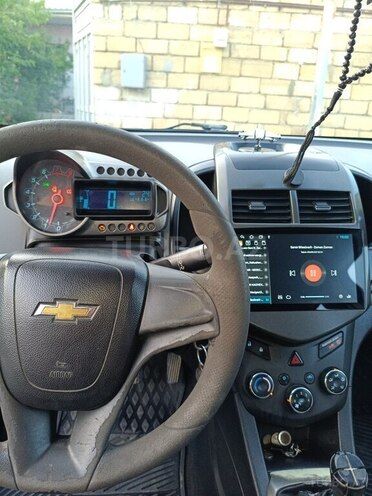 Chevrolet Aveo-3