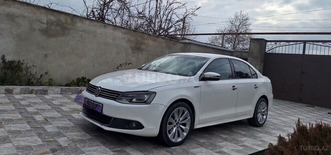 Volkswagen Jetta-10