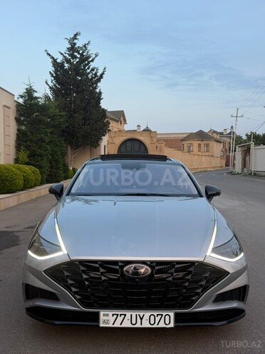 Hyundai Sonata-2