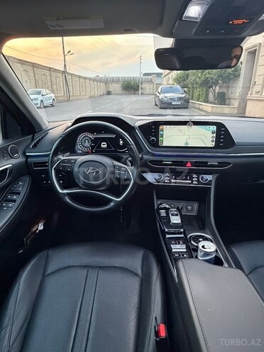 Hyundai Sonata-19