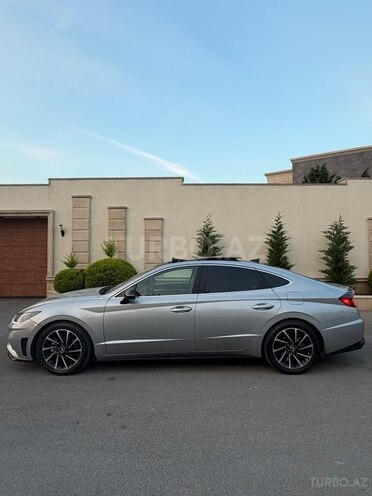 Hyundai Sonata-9