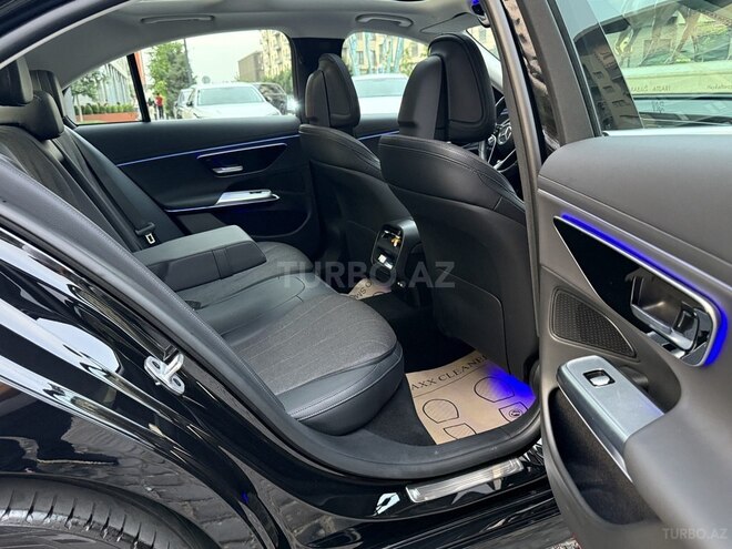 Mercedes E 220 d-21