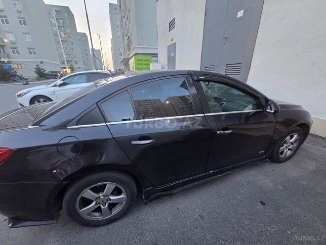 Chevrolet Cruze-10