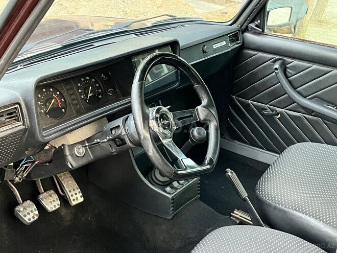 LADA (VAZ) 2107-10