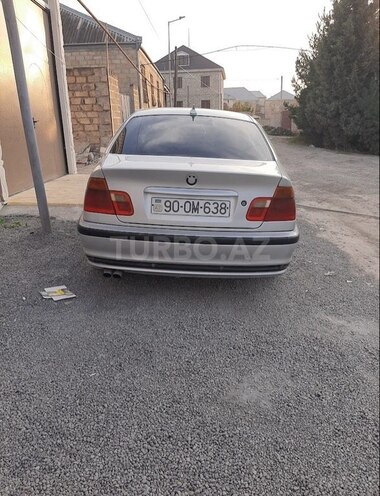 BMW 323-4