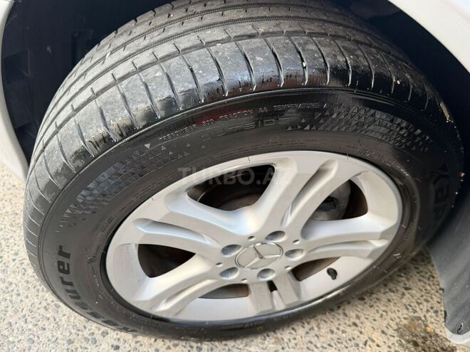 Mercedes E 320-15