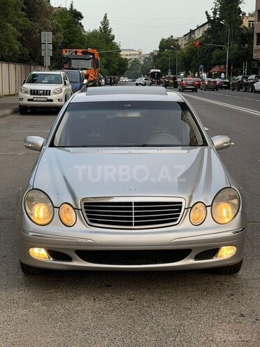 Mercedes E 320-3