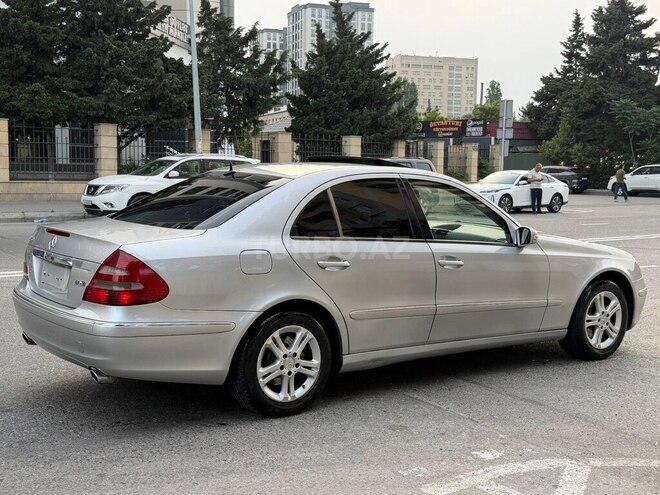 Mercedes E 320-5