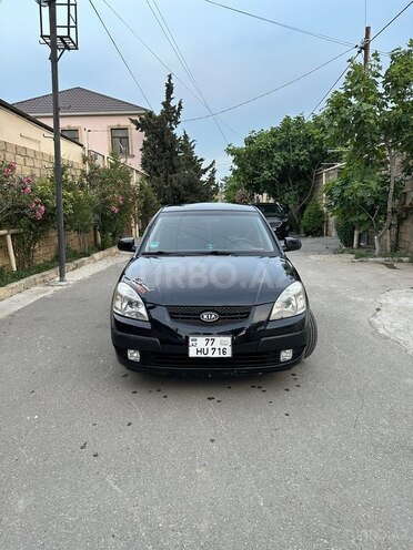Kia Rio-1
