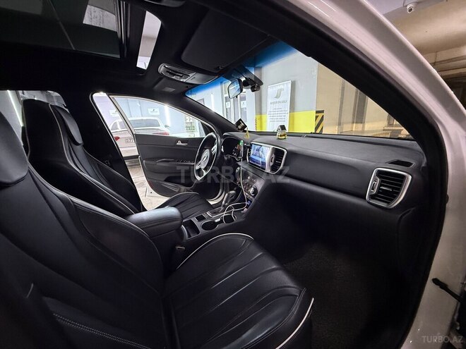 Kia Sportage-16