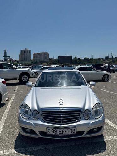 Mercedes E 220-1