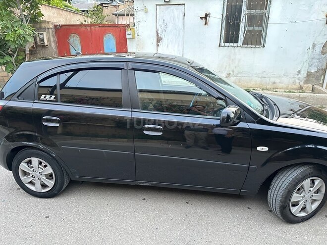 Kia Rio-8