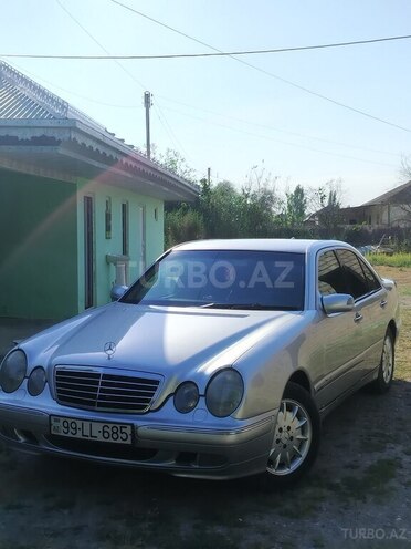 Mercedes E 280-12