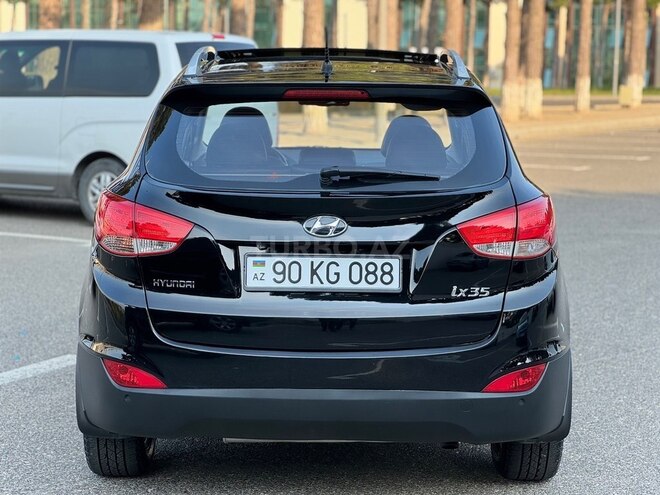 Hyundai ix35-12